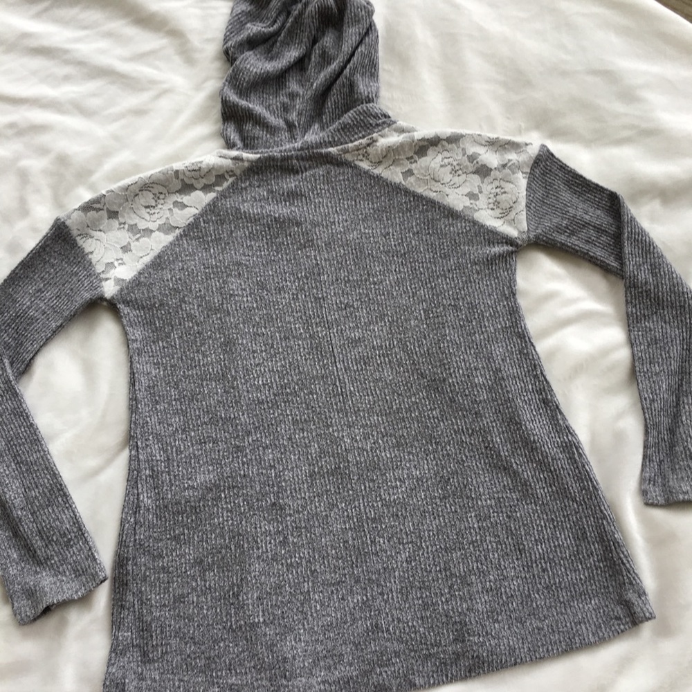 Abercrombie Kids hooded cardigan. Girls 5/6❤️ - Picture 4 of 8